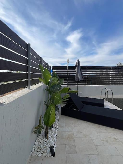 Villa Leo Aigina Vathí Exterior foto